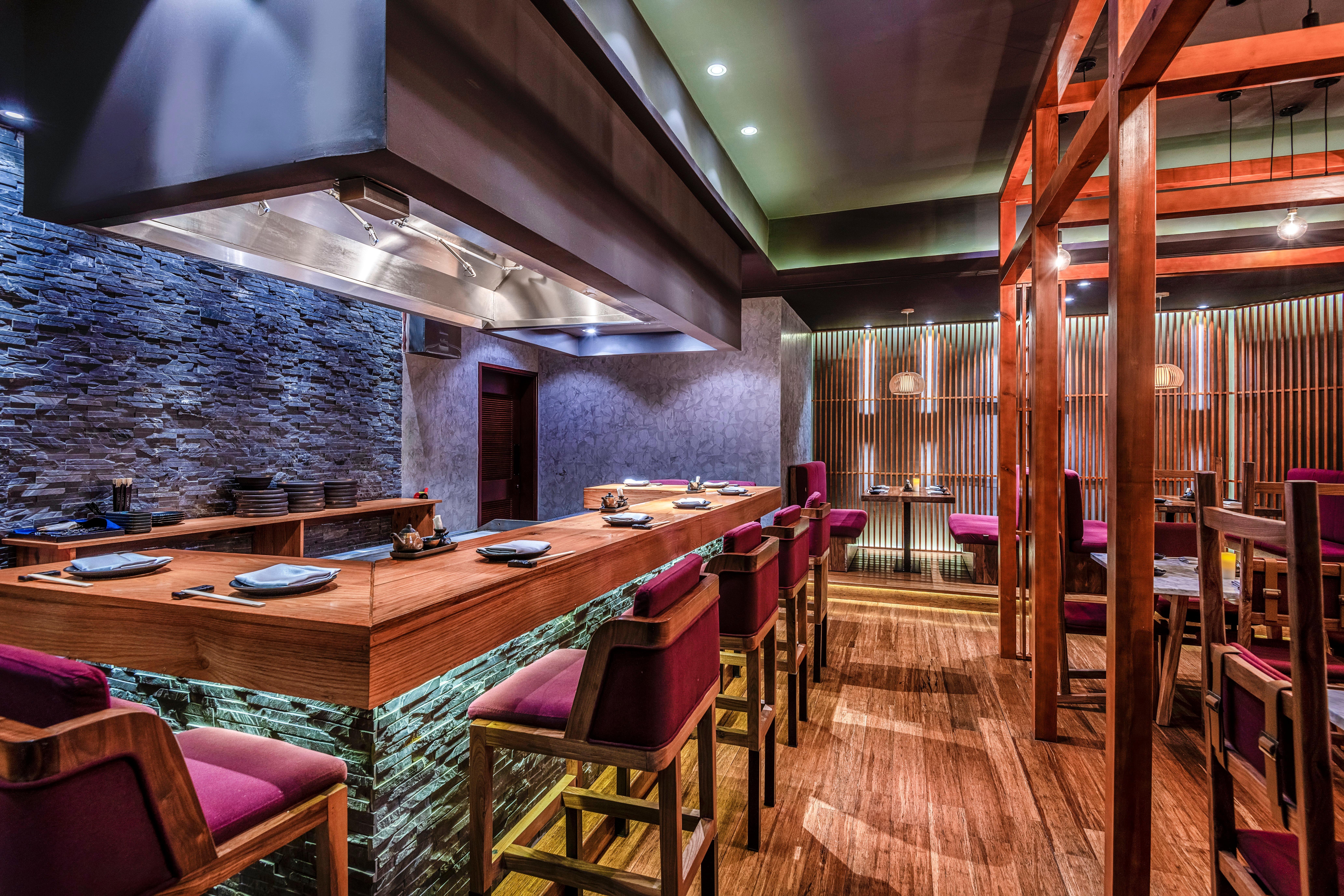 Intercontinental Muscat By Ihg Hotel Екстериор снимка Sushi restaurant in Mexico City
