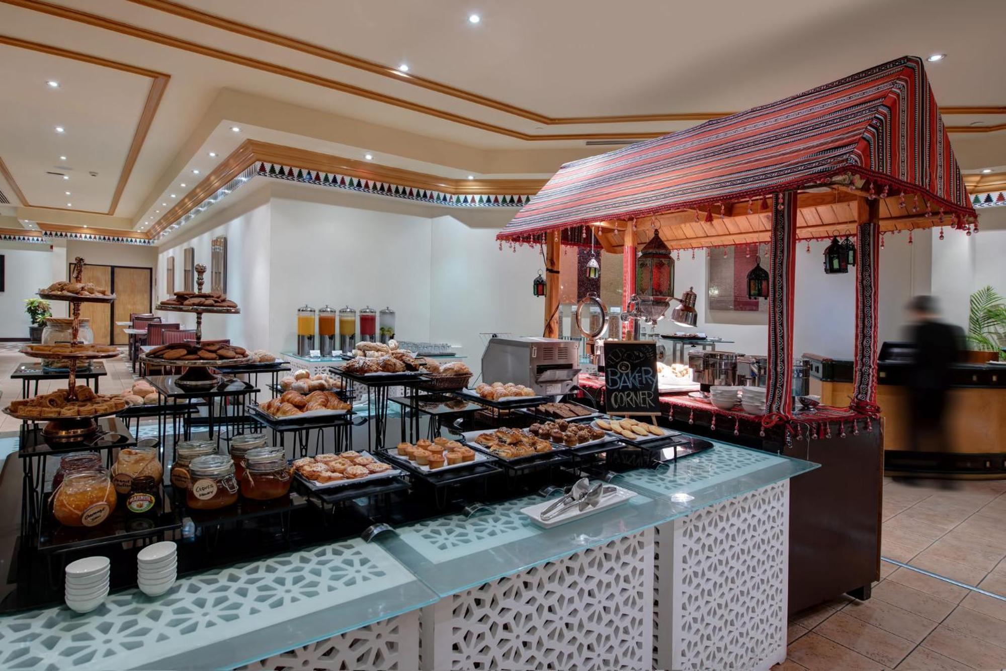 Intercontinental Muscat Hotel Екстериор снимка