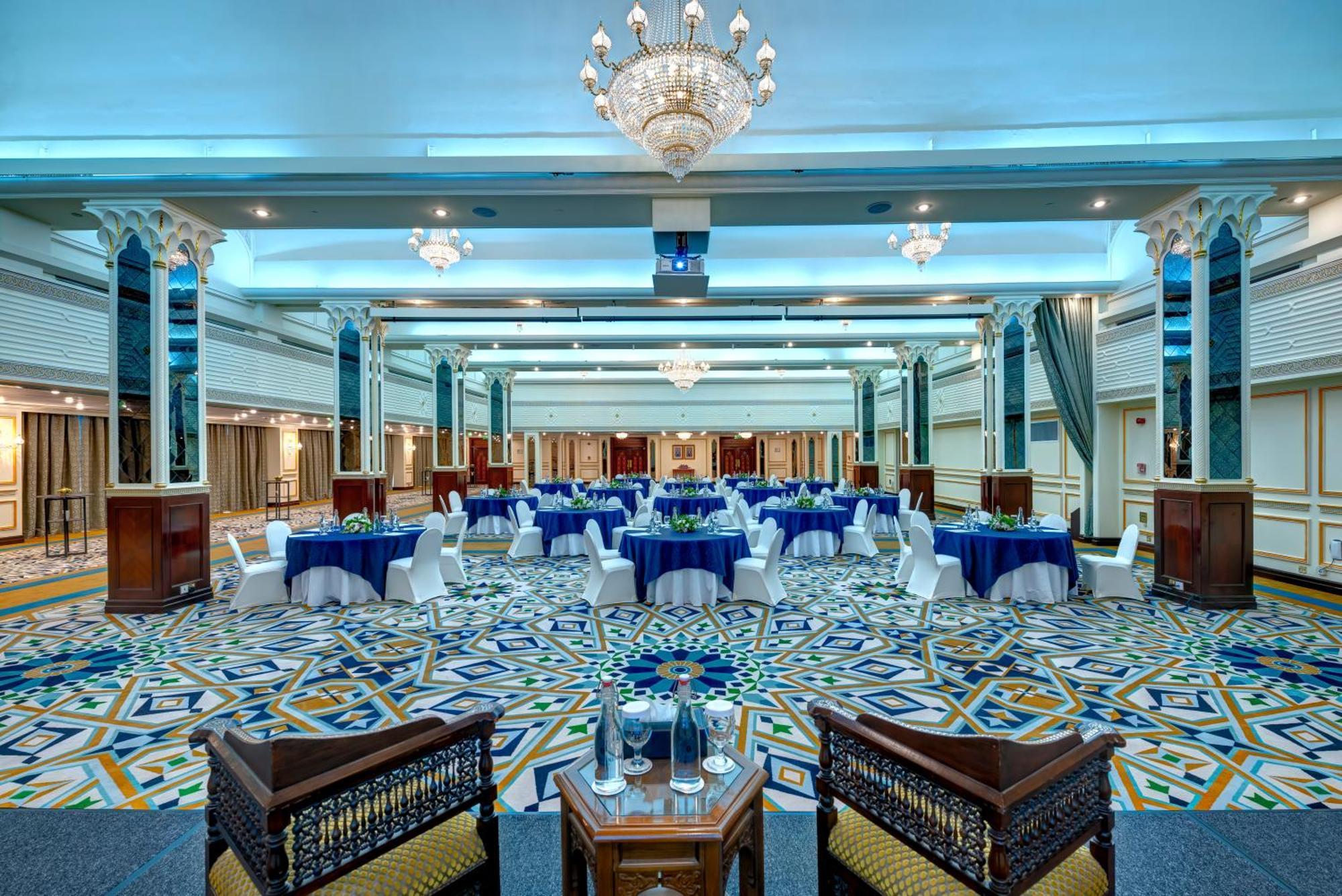 Intercontinental Muscat By Ihg Hotel Екстериор снимка The ballroom